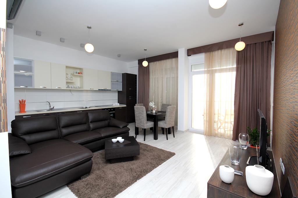 Sky Fort Apartments Dobra Voda Δωμάτιο φωτογραφία